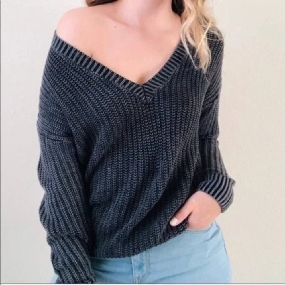 LOVE PINK FORENZA CHUNKY KNIT V-NECK SWEATER Victoria's Secret No Tags or Labels - Picture 1 of 6